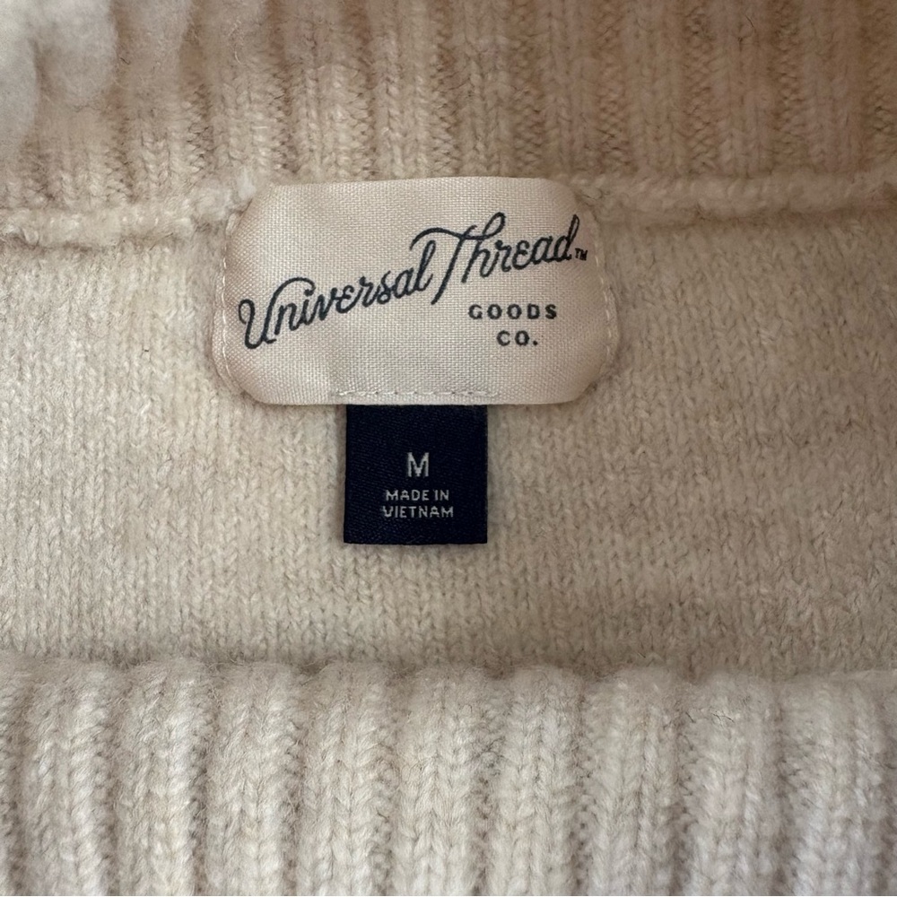 Universal Thread Sweater - Picture 4 of 8